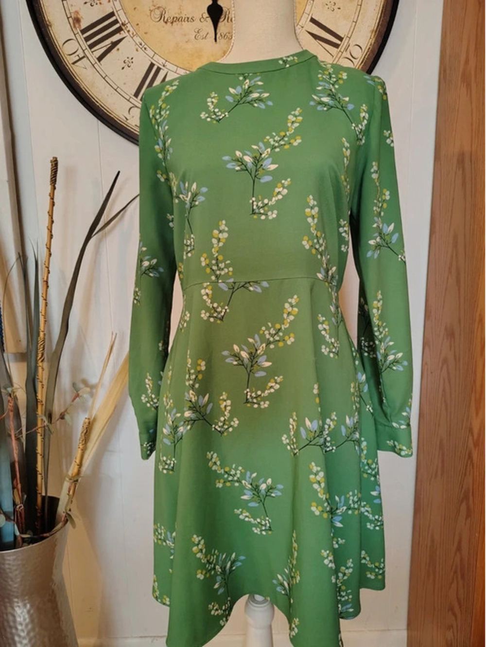 LOFT Green Floral Long Sleeve Fit & Flare Dress Size 8
